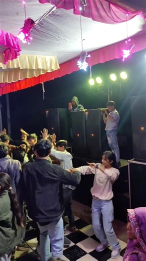 Tera Pyar Pyar Pyar 😀😎 | Hookah bar song | dj night dance | wedding dance |#youtubeshorts #dance
