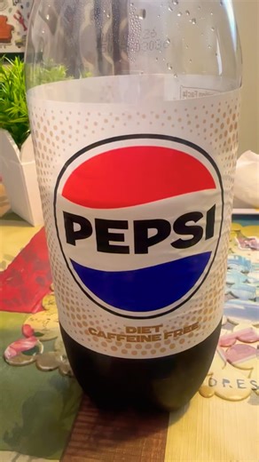 Pepsi diet caffeine free review #pepsi #soda #shortvideo #pop #viral #foodie #food #shorts