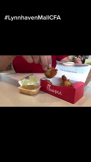 Chick-fil-A Song at Lynnhaven Mall