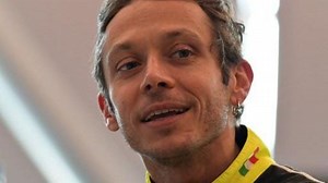 MotoGP : le légendaire numéro 46 de Valentino Rossi ne sera plus porté - RTBF Actus