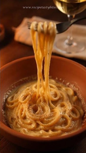 Cacio e Pepe in 15 Mins! Creamy Roman Pasta 🍝🧀 | Real Recipe