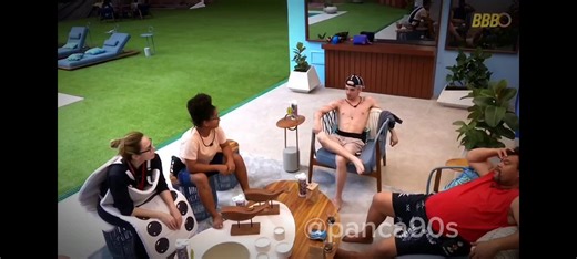 ela realmente colocou os dominós de forma pensada TÔ GAG. Pra quem tá falando que foi mentira dela