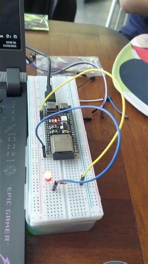 02 ESP32 ThingSpeak – Cách hiển thị dữ liệu cảm biến 2224801030405 Nguyễn Duy Đức