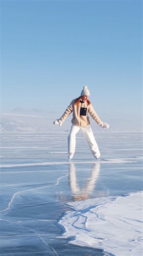 🥶💎⛸️ Lake Baikal ~ Deepest & oldest lake on Earth at -30C was spectacular to skate on 💎 this winter Siroko literally kept me warm and stylish in the Siberian cold 🥶 #lakebaikal #iceskating #ice #frozenlake #baikal | Michaelacarrot