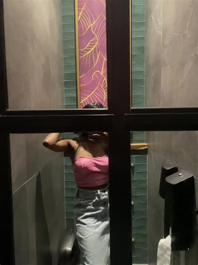 phurithii (@phurithii)’s videos with Uyena (Live) - Sjava