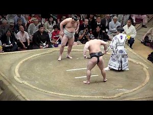 Sumo - Harumafuji defeats yokozuna Asashoryu