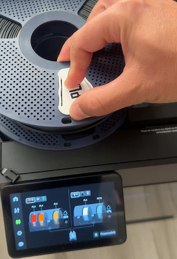 Innovative RFID Tag Holder for 3D Printing