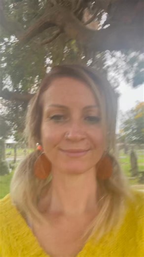 Choose Your Reality 🌟 www.holisticsue.com 🔮 #psychic #guidance #lightworker #ascension #psychology #SoulJourney #mediumship #144000awakening #mindset | Sue Suddaby-overton