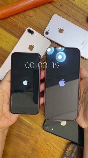 Sốc: "Huyền thoại" iPhone 8 khởi động NHANH HƠN iPhone 17 Pro Max?! 😱