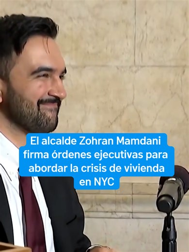 El alcalde de Nueva York, Zohran Mamdani, hizo su primer anuncio político importante con la firma de 3 órdenes ejecutivas en materia de vivienda para proteger a los inquilinos, agilizar la construcción de viviendas en toda la ciudad e identificar propiedades para aumentar la oferta de vivienda pública. Más detalles en el enlace en nuestra biografía.