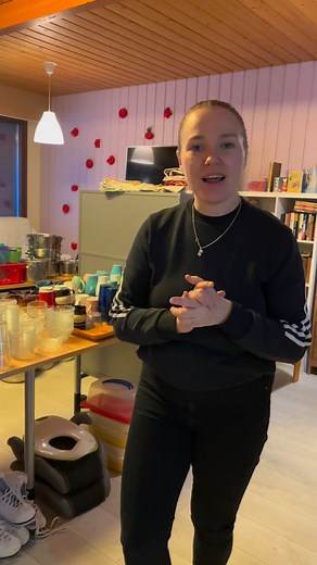 Tervetuloa tekemään huippulöytöjä! Pelejä, astioita, kodintavaraa! 🫶🏼Tervetuloa🫶🏼 | Päiväkeskus Pysäkki Iisalmi