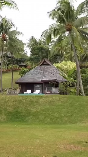 167K views · 1K reactions | Bora Bora Villa Getaway ️ #reels #travelgoals #borabora #villas #luxurytravel #traveltheworld | Kara and Nate | Facebook