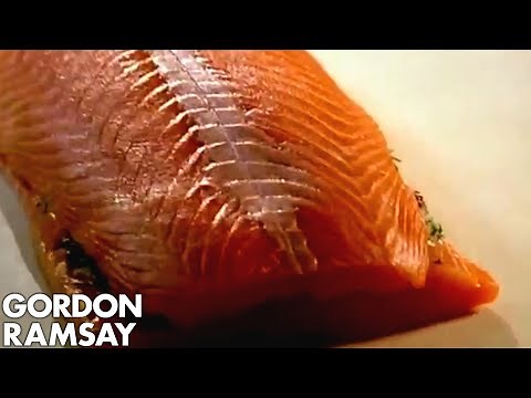 Salmon en Croute | Gordon Ramsay