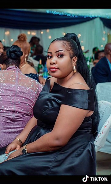 Fashion Evolution: Outfits from 1998 to 2009