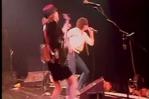Bon Scott - Best AC/DC performance ever (Rock'n'Roll Damnation) - YouTube