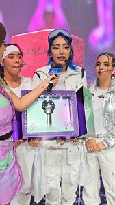 1.9K views | El grupo "INCREÍBLES" brilló como campeón del torneo "K-wave K-Pop Challenge" by Coca-Cola con Mundo Geek y se llevan a casa los Bs.7000 y el trofeo "Light Stick Kpop"朗✨ #MundoGeek #RedUno #KwaveKPopChallenge #CocaCola | Red Uno de Bolivia | Facebook