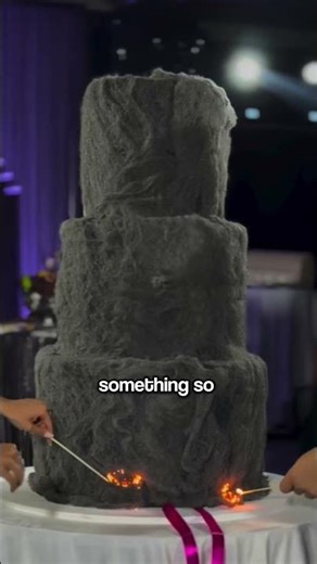 The “Rotten” Wedding Cake That Blew Everyone’s Minds 😱
