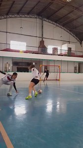30K views · 246 reactions | She is the queen of futsal  instagram.com/neideoliveira_13/ | Ultimate Freestyle | Facebook
