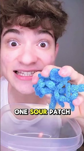 What Happens When You Put Sour Patch Kids Under a Microscope? The Result Is Shocking! 🔬🍬