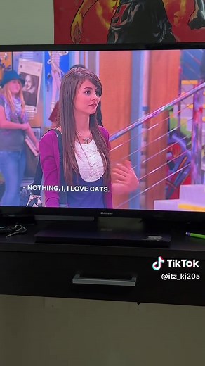 Reviving 'Victorious': Jade and Tori's Epic Moments