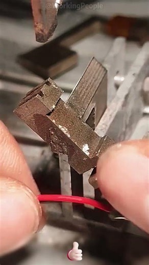 Convenient circuit board through - hole soldering process 🛠️💡🖥️