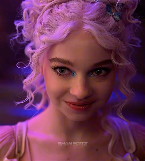 Why everyone is obsessed with Enid... 😍 | Emma Myers