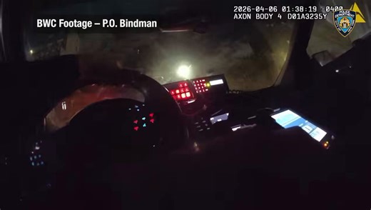 #NYC“Police officers shot a man with a 13-inch kitchen knife who confronted them after allegedly causing a raucous at a grocery store in Manhattan on [April 6th], according to officials.”