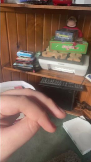 Oobi watches Princess Peach Rule 34/Grounded