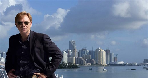 CSI: Kryminalne zagadki Miami, Oglądaj w Pilot WP