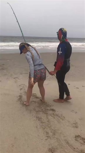 Chasing_sharks_Namibia (@chasing_sharks_na)’s videos with Never Back Down - RocknStock