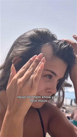 Dont forget to put Sunscreen on your Baldspots!!🧴👩🏻‍🦲| Alopecia Areata