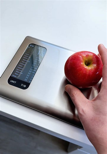 Track what goes into your meals with a smart nutrition food scale designed for accurate portion measurement and detailed food data. Simply place your ingredients on the scale and view nutrition information such as calories, carbs, protein, fat, fiber, and other dietary values while weighing your food. This digital kitchen scale connects with a mobile app that allows you to scan food barcodes or search a large food database to log meals quickly. Ideal for meal prep routines, macro tracking, porti