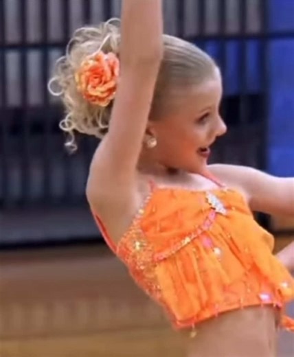 fav paige solo! #aldc #dancemoms #edit #editing #fyp #viral #forupage #fyppp #paige #paigehyland #omgpage #capcut #dance #dancing