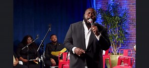 JL Brooks I waited the entire night for your set to come up …. This here smh 🥹🥹🥹🥹 thank you for helping me celebrate | James Scott