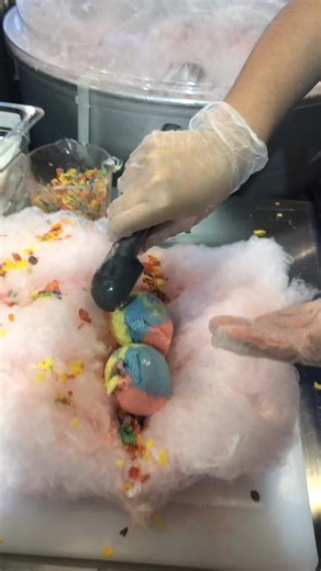 6.3K views · 48 reactions | I think this should be the full of 襤#makeitawesome What do you think 樂 #tiktokburrito #icecream #satisfying #yum #food #Reels,#FacebookReels, #Trending, #Explore, #Entertainment, #DIY, #Funny, #LifeHacks, #ForYouOnFacebook, #WatchThis, #MustSee, #ForYou, #ReelsDaily, #Viral | Jimmy Simpson | Facebook