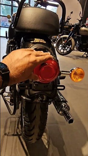 New Bullet 350 Launched with Old Bullet 350 Tail light & Seat | Royal Enfield launched new update |