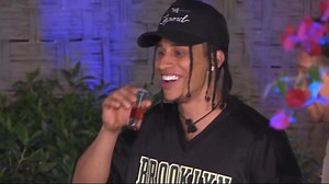 La cultura chupistica pide árboles frutales: Uriel: ¿uval? 🧐🤔 #TierraBrava13 🐴🌽🐑🔥 De domingo a jueves después de #T13Central por #Canal13 y todas sus plataformas 📺📲💻 | Canal 13