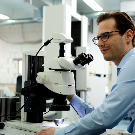 Leica M205 FA 和 Leica M205 FCA (半) 自动荧光体视显微镜