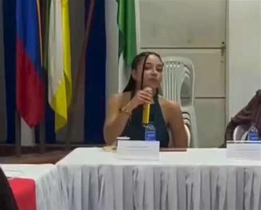 Presidente @petrogustavo, usted es un sin verguenza por mantener a Juliana Guerrero como su delegada en la Universidad Popular del Cesar. Eso también es ser enemigo de la educación pública: entregarle su dirección a los corruptos.