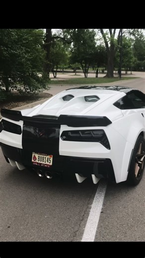 Ivan Tampi‘s C7 Corvette XIK Split Window in Arctic white! | Ivan Tampi Customs