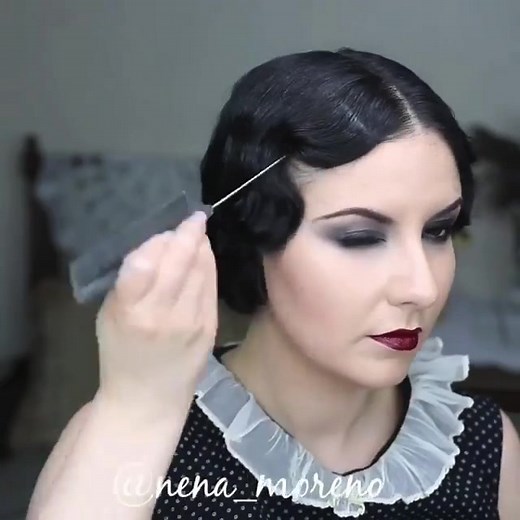 #flappergirl #1920s such a fun era 🖤. #1920shair #1920shairstyle #vintagehairtutorial #vintageculture #oldhollywoodglam