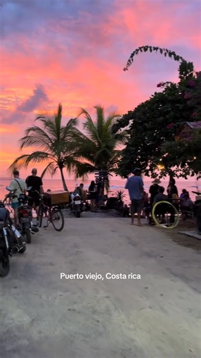 Costa Rica surprises us with its beautiful sunsets… 🎥: #Courtesy Follow The Costa Rica News - TCRN Hashtag #TCRN #TCRN #Explore #landscapes #wildlife #culture #Guanacaste #CostaRica #PuraVida | The Costa Rica News - TCRN