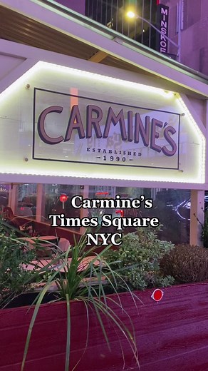 Carmine's Italian Restaurant in Times Square, NYC