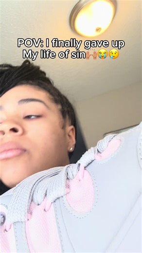 Today was a hard decision, but after a year of Gaskighting , cheating , manipulation, mental abuse …. I decided God definitely wants better for me and I’m tired of this life of sin. If your in the same situation this is proof, you CAN end the cycle! You have to want better for you! Ain’t no peace like the peace God provides!!! Choose God!! ❤️😭🙌🏽 - #singlemom #breakup #heartbreak #singlemomlife #jesuslovesyou
