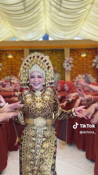 Stylish Bridesmaids Dresses for Your Wedding