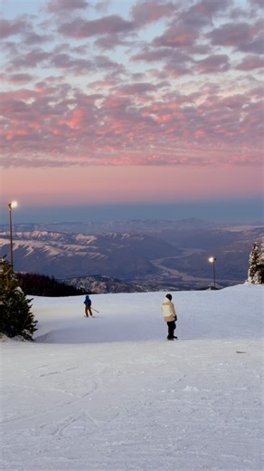 We’ve had some incredible sunsets to round out the last few days of 2025, and we’re hoping for more of the same heading into the new year. Night skiing normally will run Wednesday-Saturday nights with a couple of bonus Sundays on MLK weekend and Presidents weekend. Thanks to everyone who made 2025 an awesome year at The Ridge, and we’ll see you on the mountain soon! | Mission Ridge Ski & Board Resort