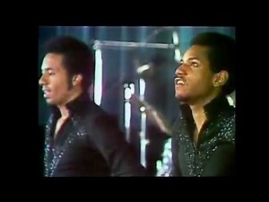 The Temptations - LIVE The Way You Do The Things You Do - In Paris 1973