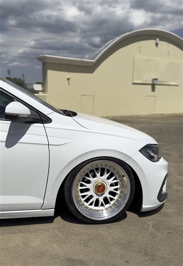 Hello 🙋‍♂️ #Hunterbodyshop #volkswagen #volkswagenpolo #volkswagenclub #bagged #baggedlife @Best Bloemfontein Cars
