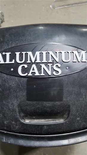 3D printed upgrade for my aluminum recycle can bin.