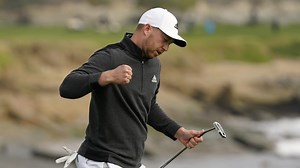 Daniel Berger wins Pebble Beach backed by early eagle | CBC Sports
